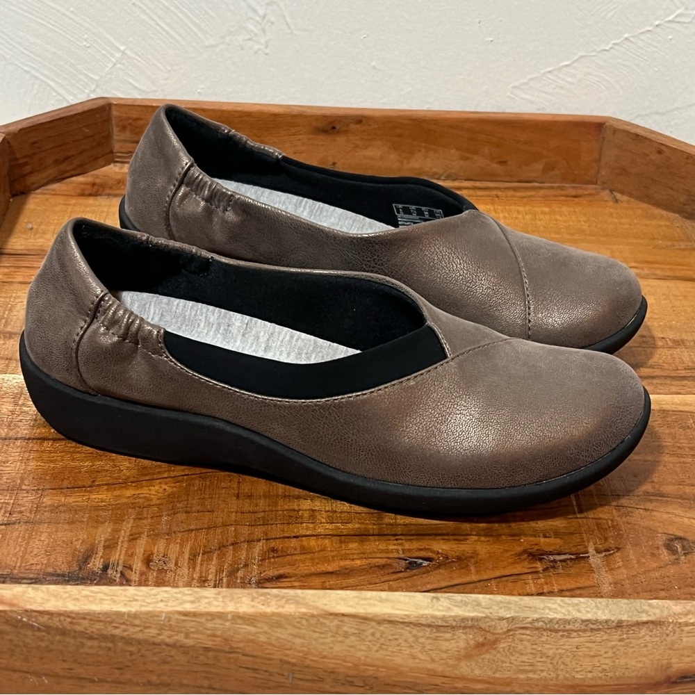 Cloudsteppers by Clarks Pewter Bronze Slip-On Flats